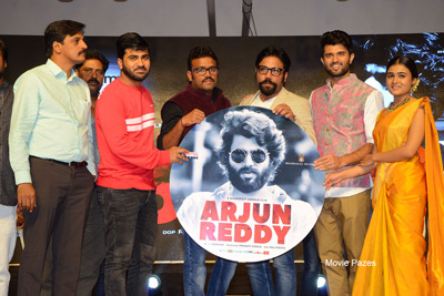 Arjun Reddy Pre Release Event Stills